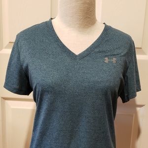 Under Armour Green V-Neck T-shirt